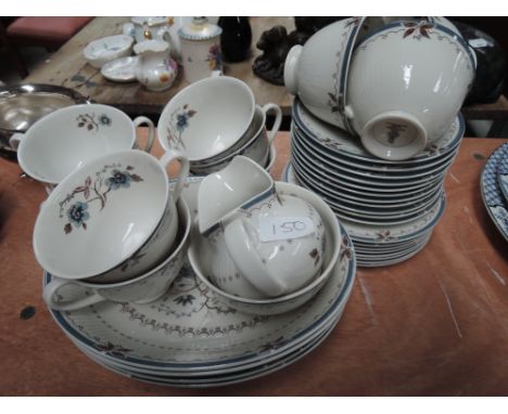 A Royal Doulton tea service 'Old Colony'