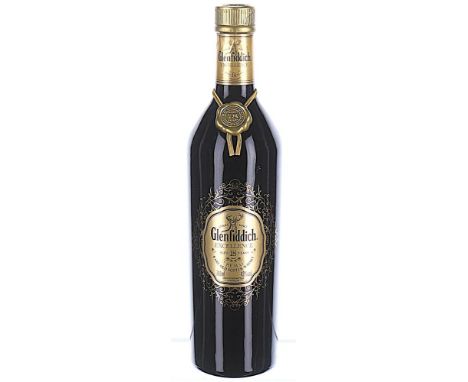 Glenfiddich, Single Malt Excellence 18YO, Speyside 43% ABV 1x70clThese wines were part of a large private collection. Cellare