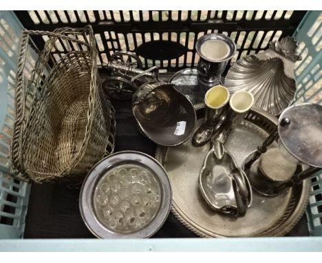 Box of plated ware to include salts, egg timer, canon model, coasters etc