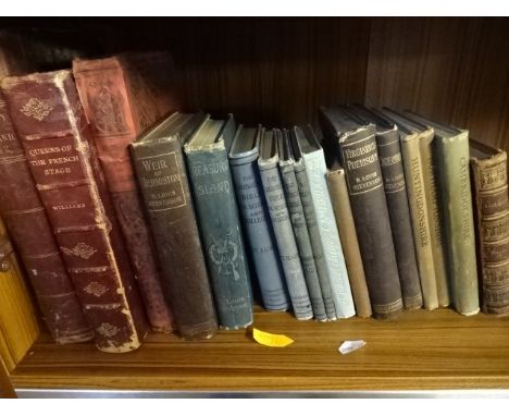 Quantity vintage books