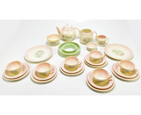 SUSIE COOPER; a twenty five piece part tea service decorated with floral sprays, together with an Eaton Ware posy bowl (26).&