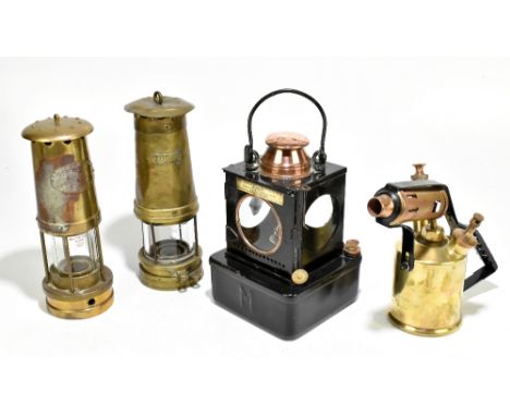 LAMP MANUFACTURING &amp; RAILWAY SUPPLIES LTD; a Welch patent railway lamp (M), with hinged copper upper section and hinged s