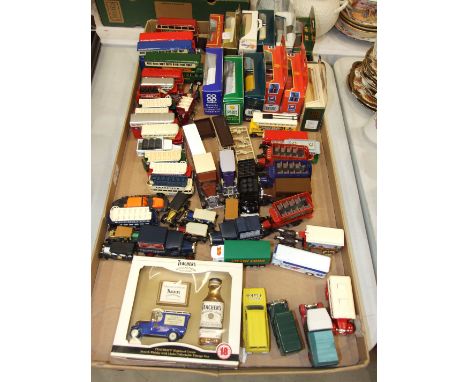 A collection of modern diecast models, mainly Lledo, Oxford, Corgi, etc.