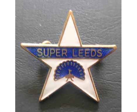 VINTAGE LEEDS UNITED BADGE
Ref SM