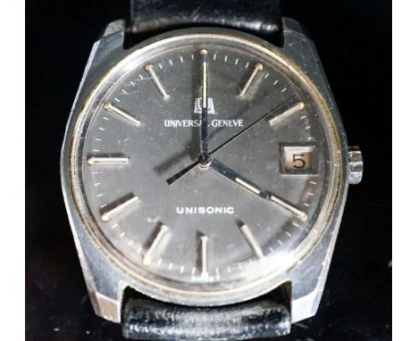 A gentleman's stainless steel Universal Unisonic manual wind wrist watch, on a leather strap, case diameter 34mm.
