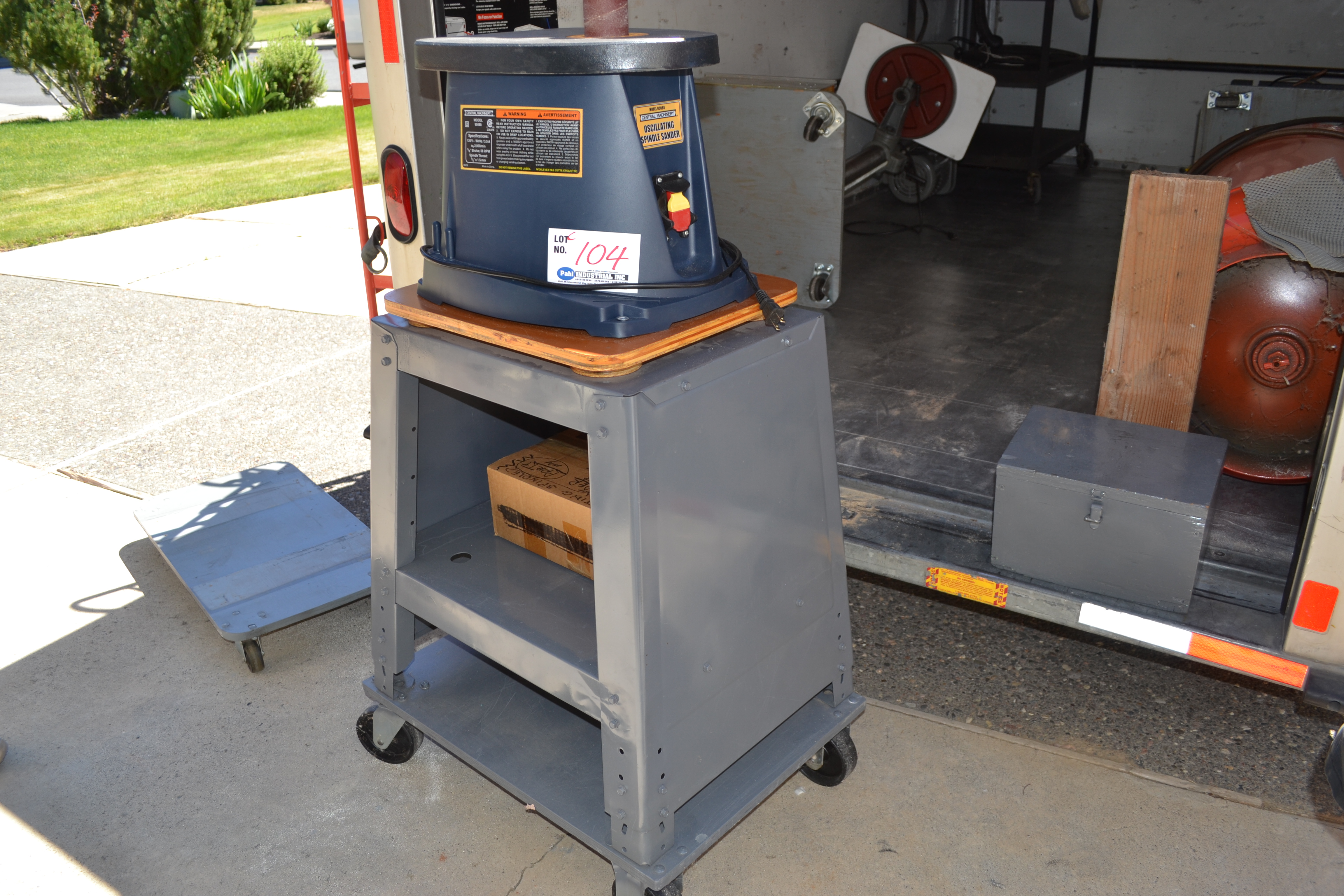 Central Machinery Model No. 95088 Oscillating Spindle Sander on Cart