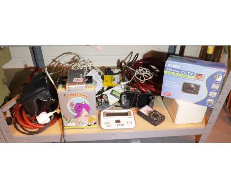 Quantity of mixed electricals including a boxed home CCTV system. Not available for in-house P&amp;P, contact Paul O'Hea at M
