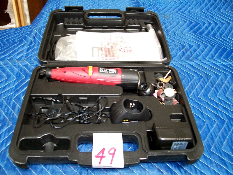 Chicago Electric 9.6V Cordless Variable Speed Rotary Tool Kit