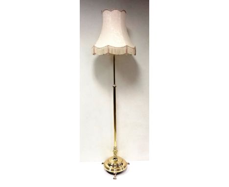 Quality Vict Brass Telescopic Standard Lamp & Shade 