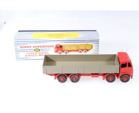 Dinky Supertoys 901 Foden 8-wheel diesel wagon, 2nd type cab with red cab, chassis and hubs, grey/fawn body in striped pictor