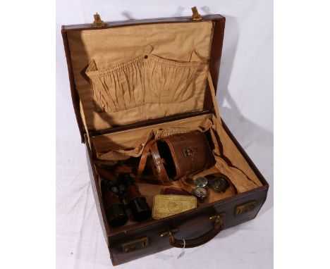 Pair of military issue field binoculars with personalised inscription to J A Dow of Kings Liverpool Regiment, a Verniers patt