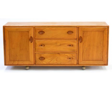 AN ERCOL WINDSOR SIDE BOARD, C1970'S, 155 X 68CM 