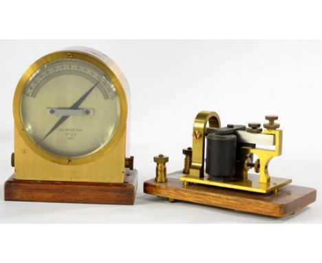 VINTAGE ELECTRICAL APPARATUS. A LACQUERED BRASS AND TEAK TELEGRAPH GALVANOMETER, 13CM H AND A TELEGRAPH SOUNDER, BOTH LATE 19