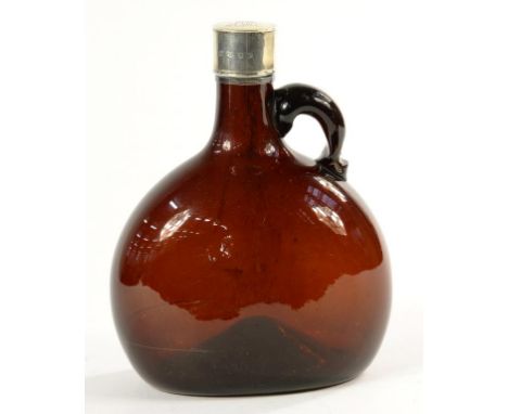A VICTORIAN SILVER MOUNTED BROWN GLASS CARAFE AND SILVER CAP, ENGRAVED WITH BARON'S CORONET AND INITIALS A.M.H, 17.5CM H, SHE