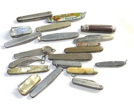 Collection of 20 vintage pocket pen knives please see images for details 