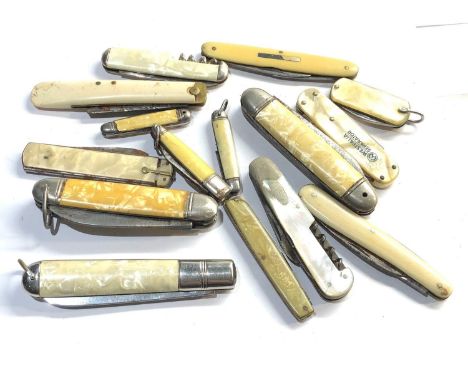 Collection of 15 vintage pocket pen knives please see images for details 