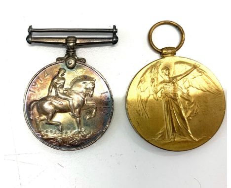 Pair of WW1 medals, named PTE. T.L. Brunton R Highrs 