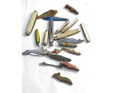 Collection of 18 vintage pocket pen knives please see images for details 