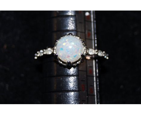 Ladies silver opal ring Size Q