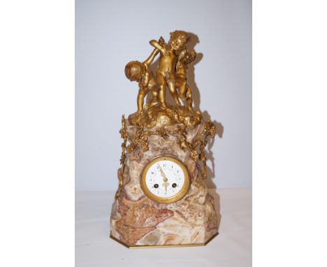 Early 20th century marble and gilt mantel clock