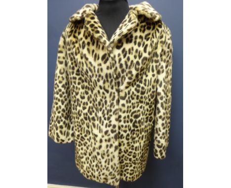 Leopard print short faux fur coat by Maxwell Cowan, York, 1960's leopard skin handbag and matching hat (3)  - Vintage Clothin