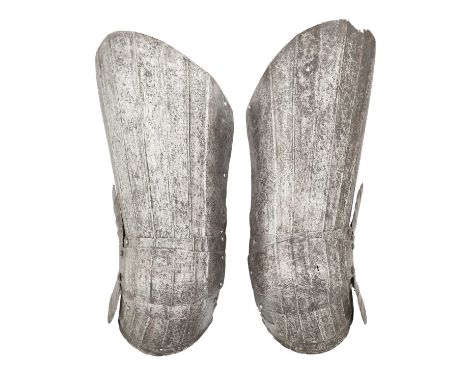 A PAIR OF FLUTED CUISSES AND POLEYNS IN ITALIAN EARLY 16TH CENTURY STYLE 'ALLA TEDESCA',  ‡ 19TH CENTURYeach formed of a gutt