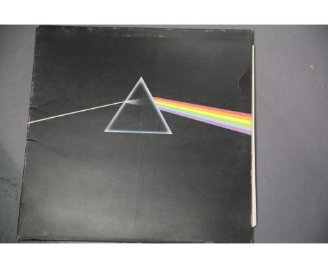 Pink Floyd Dark Side of the Moon, EMI Harvest SHVL804 with blue triangle to centre. P&P Group 1 (£14+VAT for the first lot an