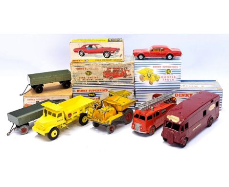 Dinky, a boxed group comprising of Construction, Commercial, Fire and similar, to include 955 Fire Engine with Extending Ladd