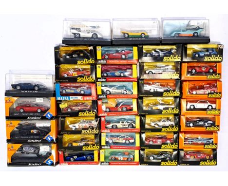 Solido, a boxed group to include 1032 Porsche 935, 14 Mantra 670 Longue, Lolo T70 175 and others. Although not checked for co