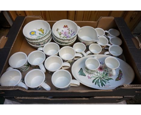A Portmeirion 'Botanic Garden' pattern part tea and dinner service.&nbsp;&nbsp; 