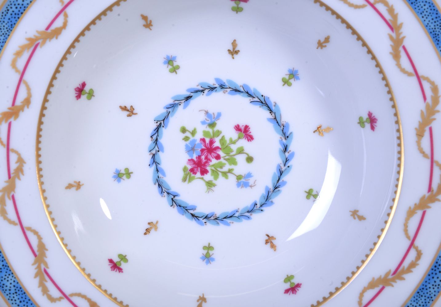 A modern Haviland (Limoges) porcelain 'Vieux Paris Bleu' part dinner