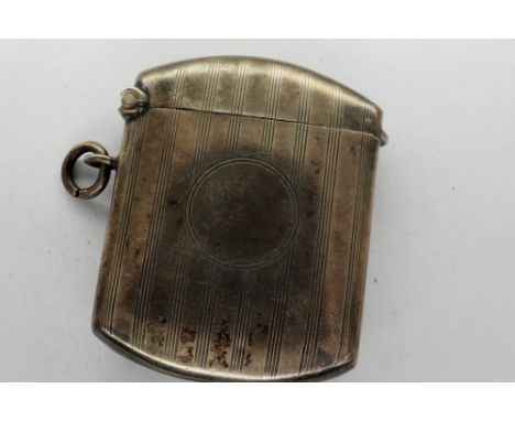 Hallmarked silver vesta case with jump ring, 25g, Birmingham assay. P&amp;P Group 1 (£14+VAT for the first lot and £1+VAT for