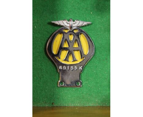 A VINTAGE 1930S/40S AUTOMOBILE ASSOCIATION CHROME BADGE