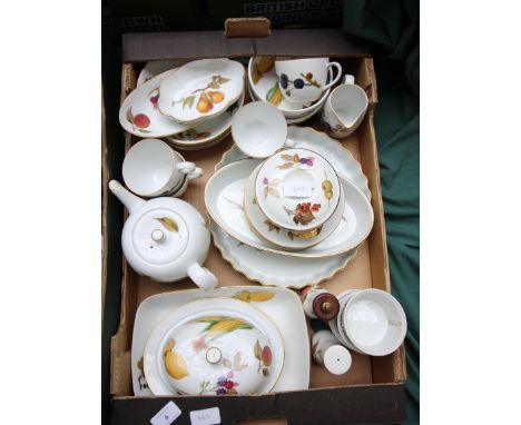 Collection of Royal Worcester Evesham table ware, cups, saucers, tea pot, sugar bowl etc and flan dishes, salt and pepper