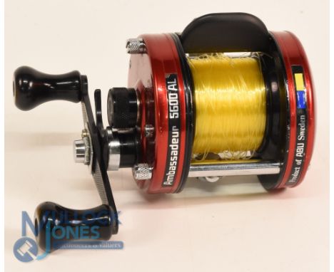 Abu Ambassadeur 5600 AL multiplier reel No 009008 - twin handles, thumb free spool, runs very well. Light use