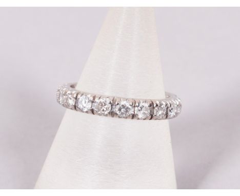 Memory Ring, 750er Weißgold nahezu kpl. ausgefasst, lediglich 1 Stein kann noch gesetzt werden, 1,08ct. Brillanten, Wesselton