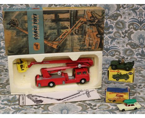 Corgi Major Toys 1127 Simon Snorkel fire engine, red body with yellow interior, seated plastic firefighter figures to interio