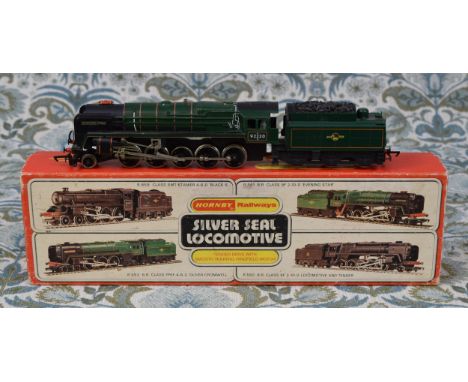 Hornby Railways OO Gauge R.861 'Silver Seal locomotive' B.R. 'Evening Star' 2-10-0 locomotive and six wheel tender, B.R. gree