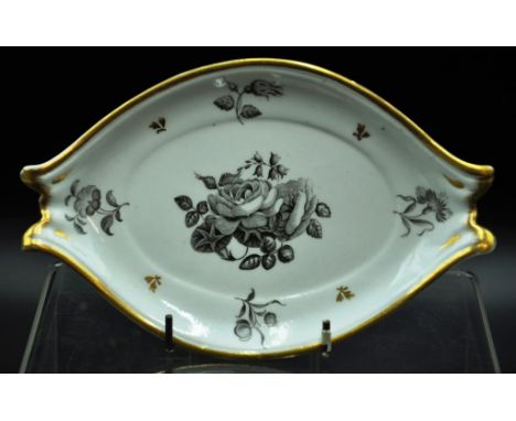 Worcester Flight, Barr &amp; Barr teapot stand factory mark to base, 18cm wide approx.