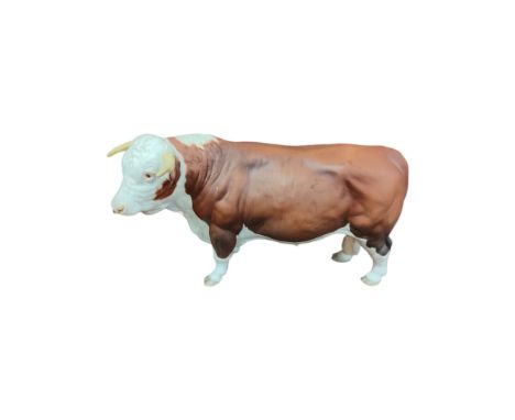MODEL BULL FIGURE