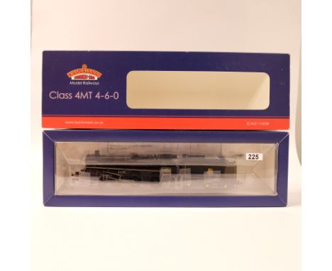 Manufacturer - Bachmann | Description - Standard Class 4MT 75074 BR1B Tender - BR Lined Black Early Emblem | Stock Code - 31-