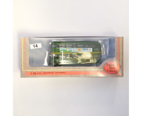 Manufacturer - EFE | Description - RCL Routemaster Coach London Country Route 414 Reigate | Stock Code - 32005 | Model Condit