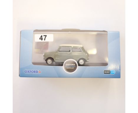 Manufacturer - Oxford | Description - Mini Car Tweed Grey | Stock Code - MIN021 | Model Condition - 5/5 | Box Condition - 5/5