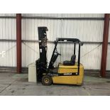 2000 CAT LIFT TRUCKS EP18KT ELECTRIC FORKLIFT (3 WHEELS) – 1,800 KG CAPACITY