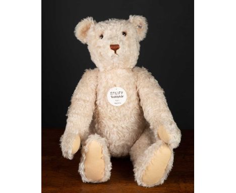 A Steiff 1921 replica teddy bear with white mohair, numbered 305/1921 produced, approximately 72cm high complete with origina