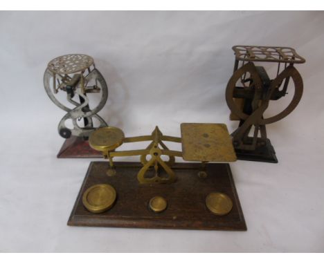 3 Sets of vintage scales - 1 complete with weights