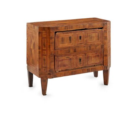 MINIATURE ITALIAN NEOCLASSICAL WALNUT AND FRUITWOOD PARQUETRY COMMODE EARLY 19TH CENTURY the quarter-veneered top and sides w
