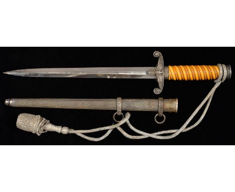 A GERMAN, THIRD REICH, ARMY (HEER) OFFICER'S DAGGER AND SHEATH, BY EICKHORN WITH AMBER CELLULOID GRIP, BLADE 26.5CM, STIPPLE 