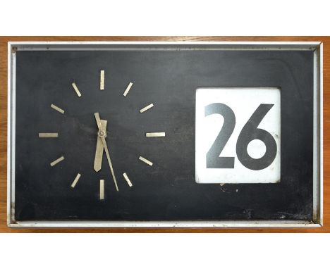 A 1970'S OFFICE WALL CLOCK, 57CM W 