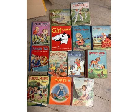 Qty of vintage children's books and annuals 